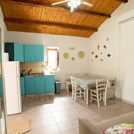 Domus Aurea - Casetta Tra Gli Ulivi *